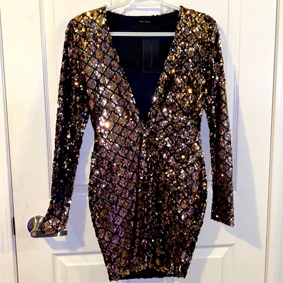 Brand new sequin dress, size small. Perfect for NYE or the holidays. - Picture 1 of 4
